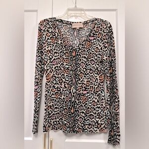 Philosophy funky animal print v neck stretch shirt